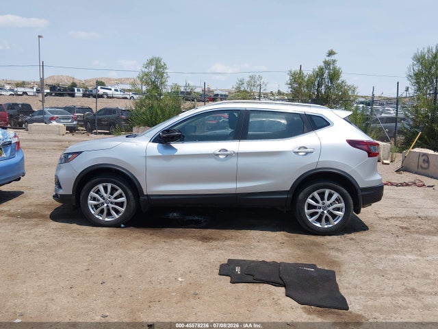 JN1BJ1BV0MW322857 Nissan Rogue Sport Sv Fwd Xtronic Cvt