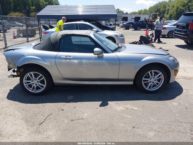 45578243 :رقم المزاد ، JM1NC2JF4B0218781 vin ، 2011 Mazda Mx-5 Miata Sport مزاد بيع