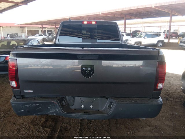 1C6RR6GG7LS105301 RAM 1500 Classic Warlock 4x2 6&#039;4 Box