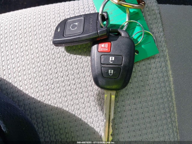 Toyota Rav4 Xle 2017 2T3RFREV0HW562177 Image 11