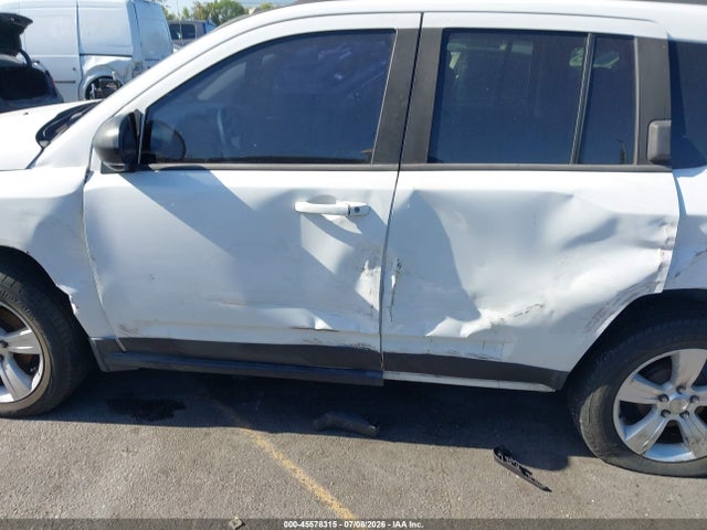 Jeep Compass Sport 2014 1C4NJCBA9ED651699 Image 14