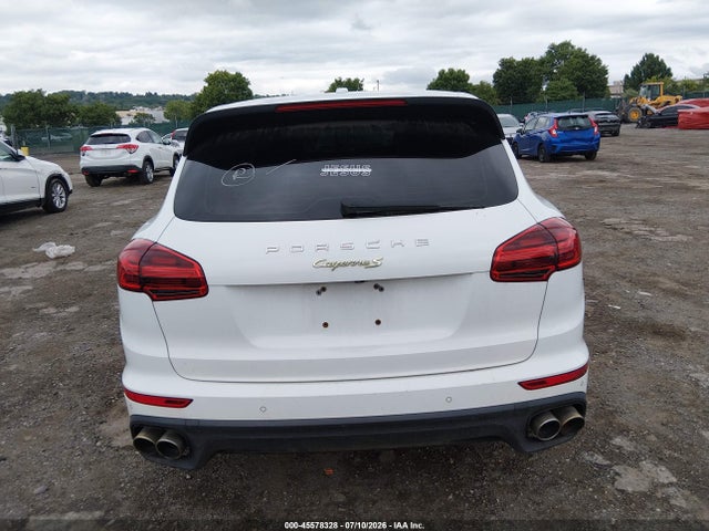 Porsche Cayenne E-hybrid S 2015 WP1AE2A25FLA52876 Image 21