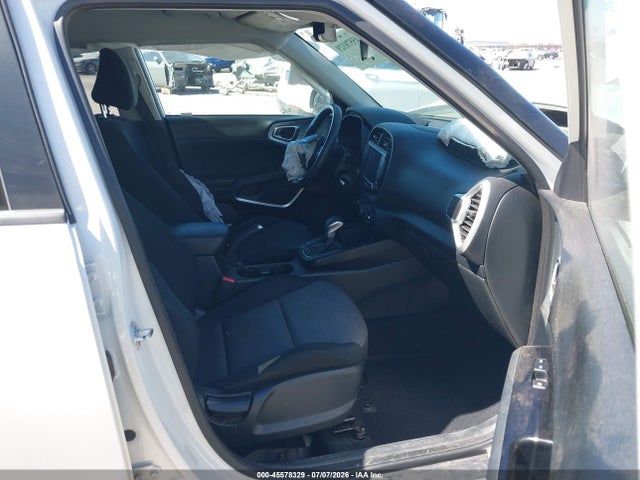 KIA SOUL LX 2023 KNDJ23AU1P7839450 Image 5