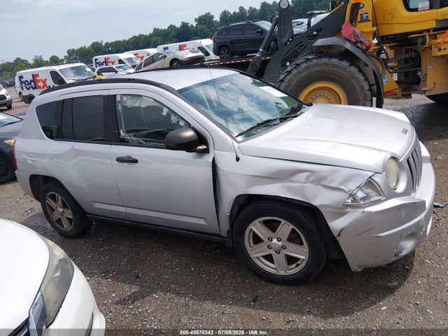 45578342 :رقم المزاد ، 1J8FT47WX7D119642 vin ، 2007 Jeep Compass Sport مزاد بيع