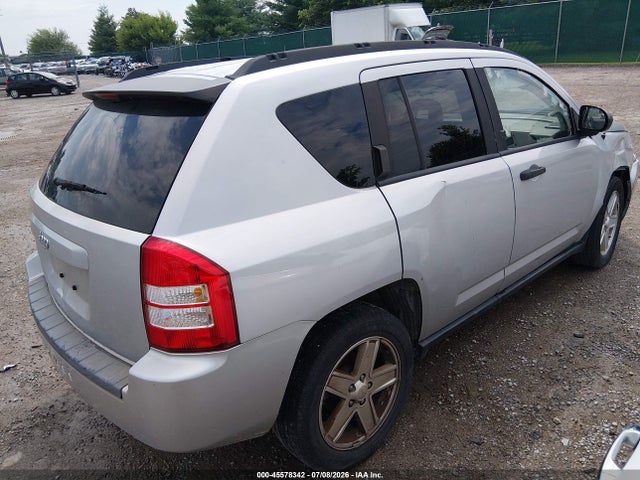 45578342 :رقم المزاد ، 1J8FT47WX7D119642 vin ، 2007 Jeep Compass Sport مزاد بيع