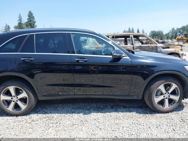 45578389 :رقم المزاد ، WDC0G4KBXGF061519 vin ، 2016 Mercedes-benz Glc 300 4matic مزاد بيع