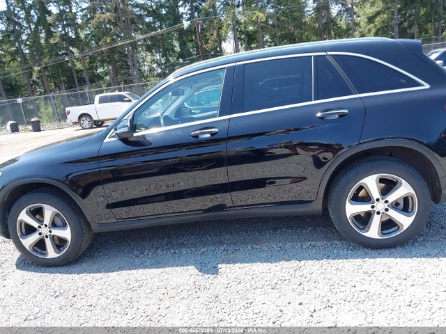 45578389 :رقم المزاد ، WDC0G4KBXGF061519 vin ، 2016 Mercedes-benz Glc 300 4matic مزاد بيع