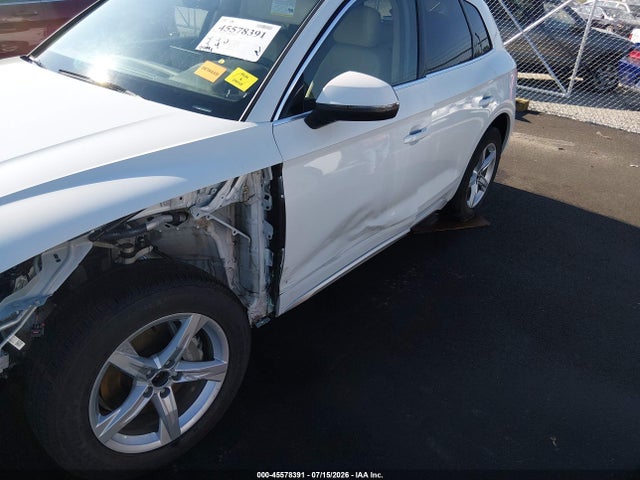 2022 Audi Q5 Premium 40 Tfsi Quattro S Tronic მანქანა იყიდება აუქციონზე, vin: WA1ABAFY6N2124426, აუქციონის ნომერი: 45578391