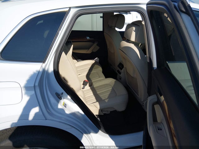 2022 Audi Q5 Premium 40 Tfsi Quattro S Tronic მანქანა იყიდება აუქციონზე, vin: WA1ABAFY6N2124426, აუქციონის ნომერი: 45578391