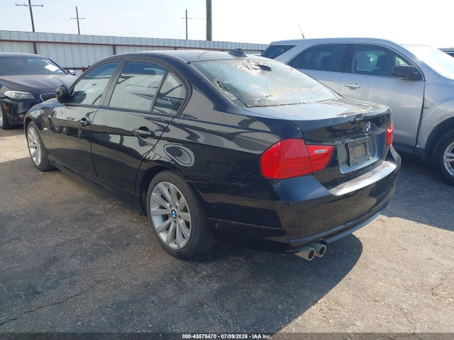 Продажа на аукционе авто 2011 Bmw 328i, vin: WBAPH7C56BA801808, номер лота: 45578470