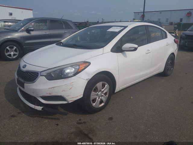KIA FORTE LX 2016 KNAFX4A68G5518593 Image 2
