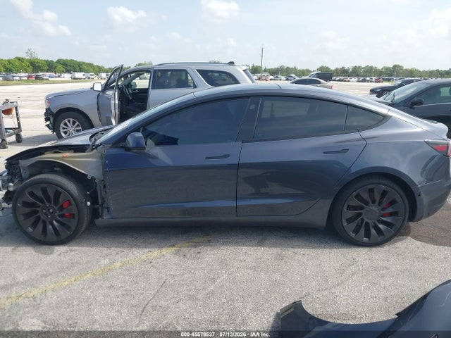 Продаж на аукціоні авто 2022 Tesla Model 3 Performance Dual Motor All-wheel Drive, vin: 5YJ3E1EC0NF193895, номер лоту: 45578537
