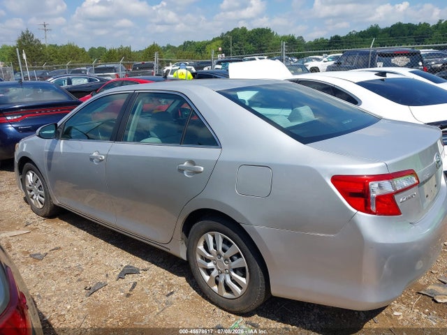 2014 Toyota Camry Le მანქანა იყიდება აუქციონზე, vin: 4T1BF1FK5EU792809, აუქციონის ნომერი: 45578617