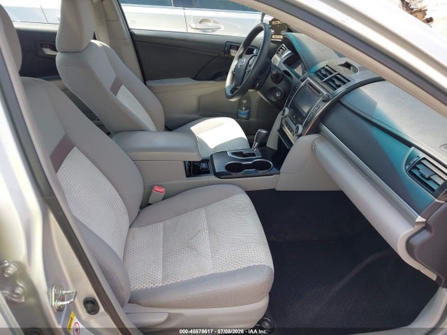 2014 Toyota Camry Le მანქანა იყიდება აუქციონზე, vin: 4T1BF1FK5EU792809, აუქციონის ნომერი: 45578617