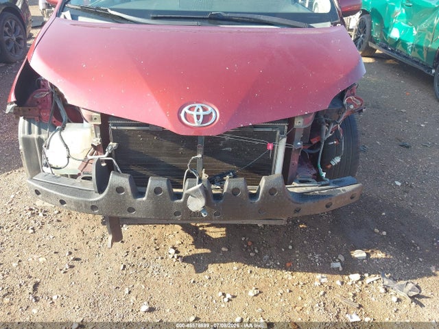 45578699 :رقم المزاد ، 5TDKK3DC6ES423386 vin ، 2014 Toyota Sienna Le V6 8 Passenger مزاد بيع