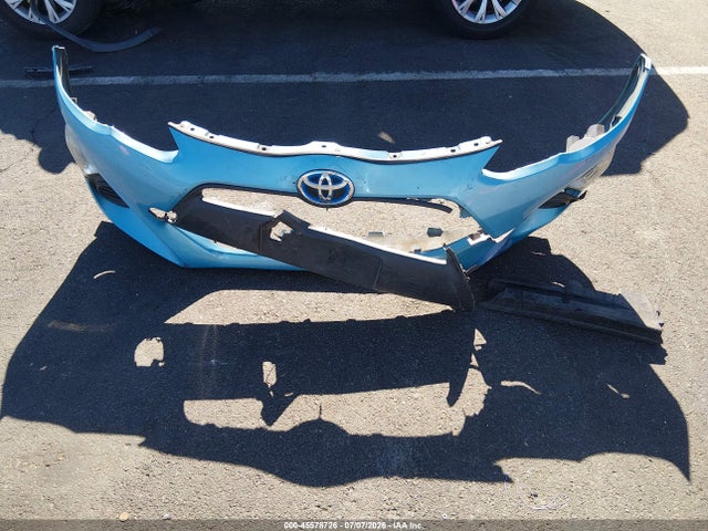 Toyota Prius C One 2015 JTDKDTB30F1100673 Image 12