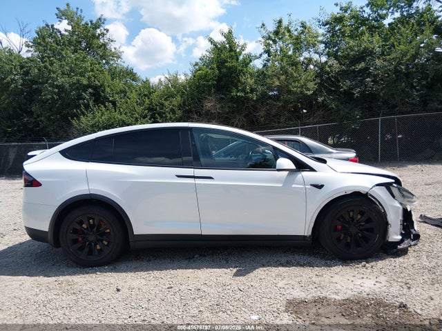 Auction sale of the 2017 Tesla Model X, vin: 5YJXCDE22HF041976, lot number: 45578797