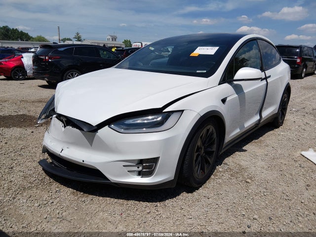 Auction sale of the 2017 Tesla Model X, vin: 5YJXCDE22HF041976, lot number: 45578797