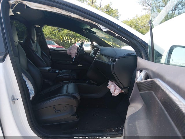 Auction sale of the 2017 Tesla Model X, vin: 5YJXCDE22HF041976, lot number: 45578797