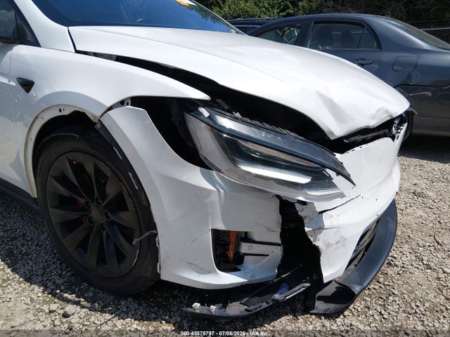 Auction sale of the 2017 Tesla Model X, vin: 5YJXCDE22HF041976, lot number: 45578797