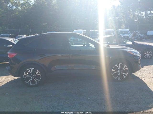 1FMCU9BZXMUA08649 Ford Escape Se Hybrid