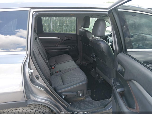 Toyota Highlander Le Plus V6 2014 5TDBKRFHXES027344 Image 8