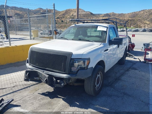 Ford F-150 Xl 2014 1FTNF1CF3EKD75970 Image 2