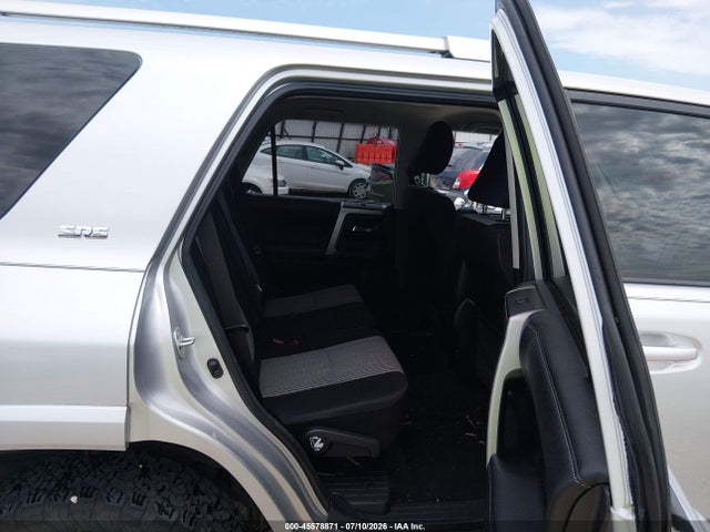 Auction sale of the 2014 Toyota 4runner Sr5, vin: JTEZU5JRXE5081536, lot number: 45578871