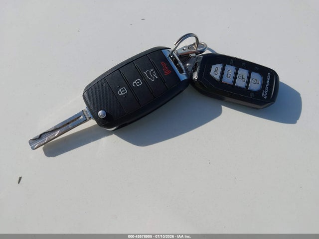 KIA Soul 2018 KNDJN2A24J7561165 Image 11