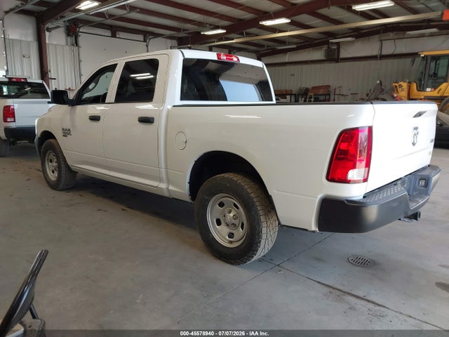 1C6RR7KG2KS658367 RAM 1500 Classic Tradesman 4x4 5&#039;7 Box