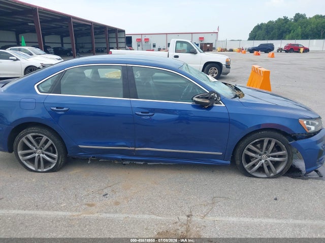 2016 Volkswagen Passat 1.8t R-line მანქანა იყიდება აუქციონზე, vin: 1VWAT7A36GC037508, აუქციონის ნომერი: 45578950