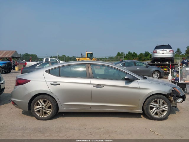 Продажа на аукционе авто 2020 Hyundai Elantra Sel, vin: 5NPD84LF3LH575430, номер лота: 45578978