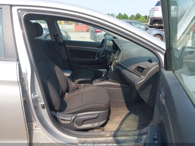 Продажа на аукционе авто 2020 Hyundai Elantra Sel, vin: 5NPD84LF3LH575430, номер лота: 45578978