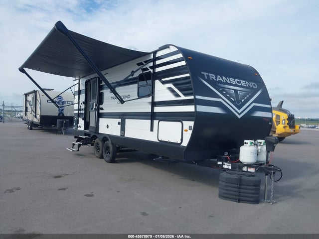 45578979 :رقم المزاد ، 573TT2723R8828073 vin ، 2024 Grand Design Transcend Xplor Seri مزاد بيع