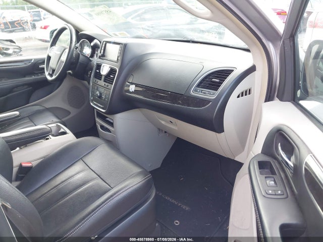 45578980 :رقم المزاد ، 2C4RC1BG6GR283339 vin ، 2016 Chrysler Town & Country Touring مزاد بيع