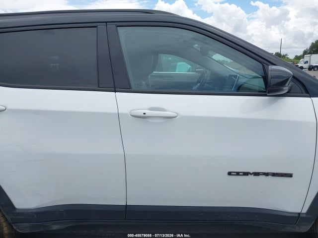 45579088 :رقم المزاد ، 3C4NJDDB6NT221697 vin ، 2022 Jeep Compass Trailhawk 4x4 مزاد بيع