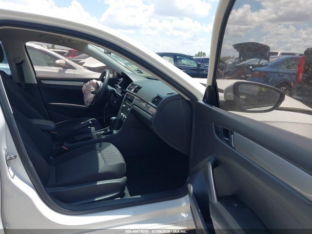 2012 Volkswagen Passat 2.5l S მანქანა იყიდება აუქციონზე, vin: 1VWAH7A36CC096764, აუქციონის ნომერი: 45579090