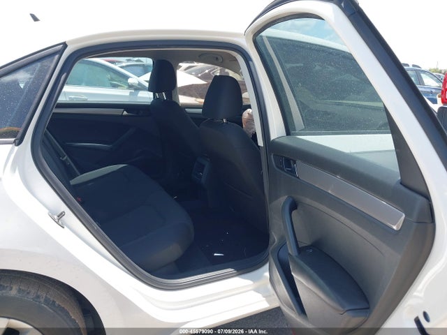2012 Volkswagen Passat 2.5l S მანქანა იყიდება აუქციონზე, vin: 1VWAH7A36CC096764, აუქციონის ნომერი: 45579090