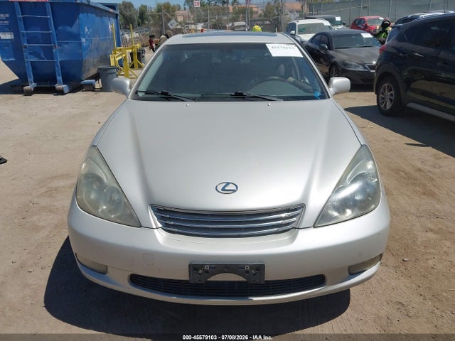 Продажа на аукционе авто 2003 Lexus Es 300, vin: JTHBF30G330138690, номер лота: 45579103