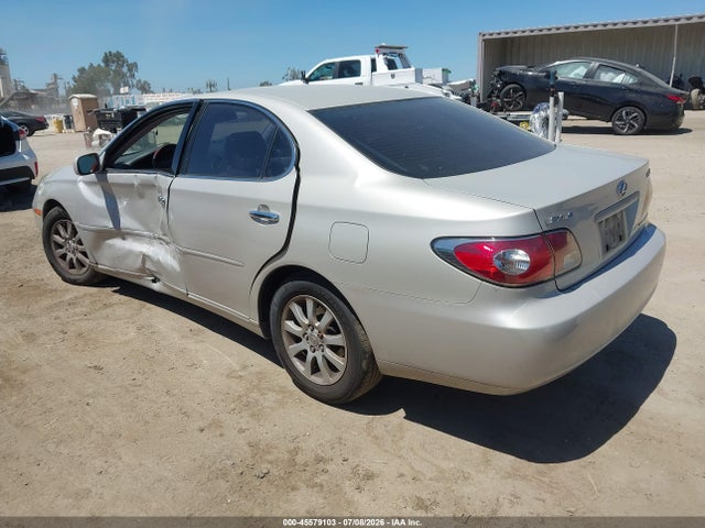 Продажа на аукционе авто 2003 Lexus Es 300, vin: JTHBF30G330138690, номер лота: 45579103