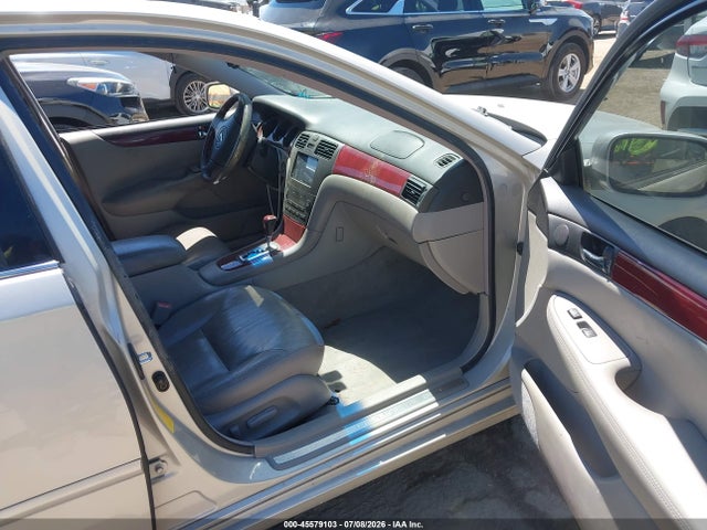 Продажа на аукционе авто 2003 Lexus Es 300, vin: JTHBF30G330138690, номер лота: 45579103