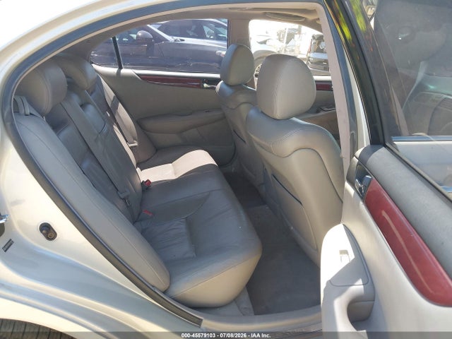 Продажа на аукционе авто 2003 Lexus Es 300, vin: JTHBF30G330138690, номер лота: 45579103