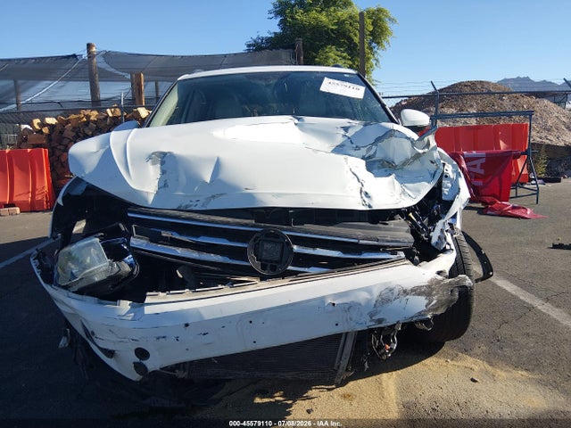 Продаж на аукціоні авто 2018 Volkswagen Tiguan 2.0t Se/2.0t Sel, vin: 3VV3B7AX2JM156827, номер лоту: 45579110