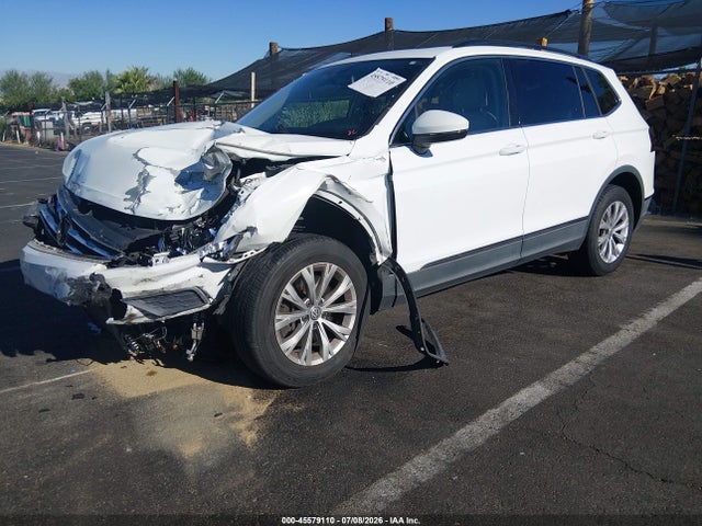 Продаж на аукціоні авто 2018 Volkswagen Tiguan 2.0t Se/2.0t Sel, vin: 3VV3B7AX2JM156827, номер лоту: 45579110