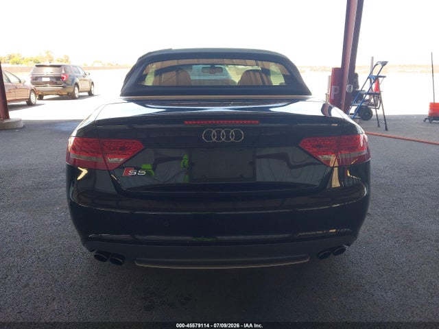 45579114 :رقم المزاد ، WAUCGAFH8CN000585 vin ، 2012 Audi S5 Premium Plus مزاد بيع