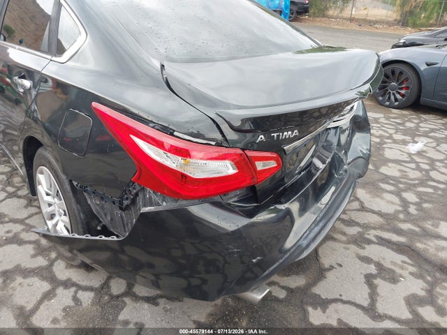Nissan Altima 2.5 S 2018 1N4AL3AP4JC475570 Image 18