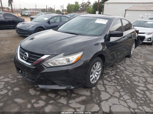 Nissan Altima 2.5 S 2018 1N4AL3AP4JC475570 Image 2