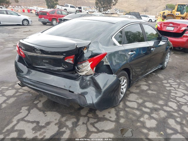 1N4AL3AP4JC475570 Nissan Altima 2.5 S