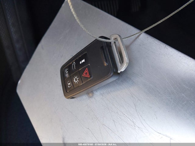 45579160 :رقم المزاد ، YV4902DZ5E2504144 vin ، 2014 Volvo Xc60 T6 R-design Premier Plus مزاد بيع