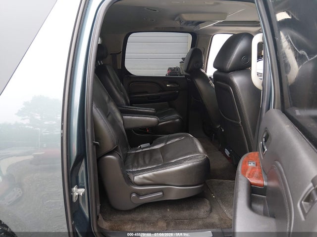 Продажа на аукционе авто 2008 Cadillac Escalade Esv, vin: 1GYFK66828R189014, номер лота: 45579168